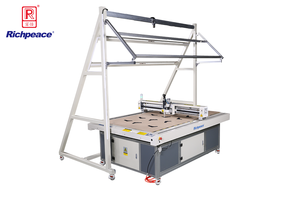 九游体育全自动超声波点烫机