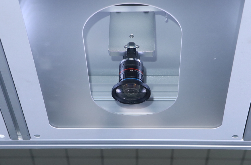 九游体育大幅面摄像定位多头激光雕刻切割机