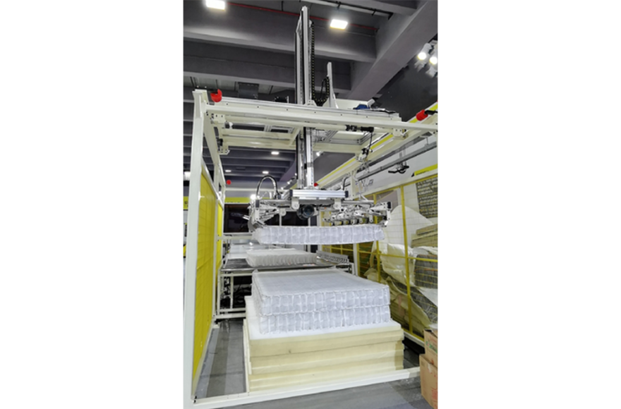 九游体育自动上料机