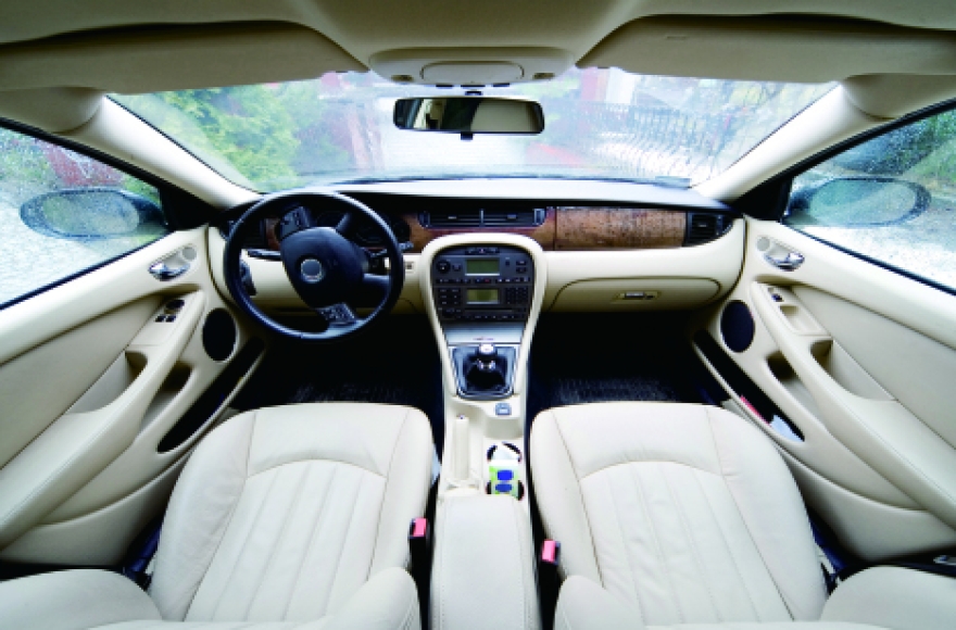 九游体育智能布库+全自动裁剪生产线