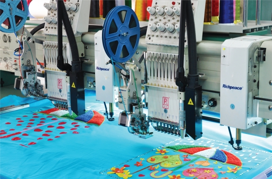 九游体育电脑混合毛巾绣花机