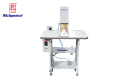 九游体育手动折叠口罩外置鼻梁条、 海绵条热压机