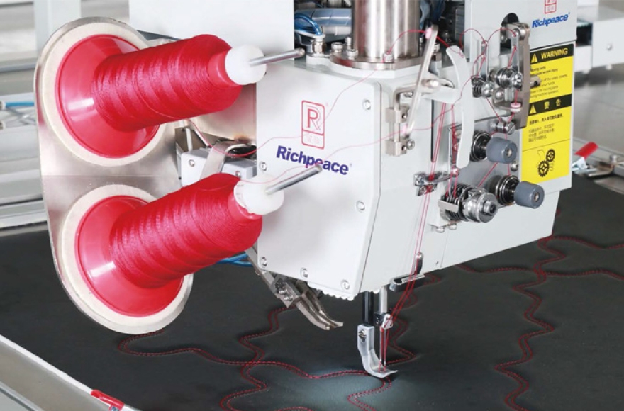 九游体育双针针距可调任意转全自动缝纫机