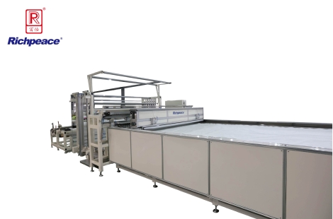 九游体育安全气囊专用拉布机