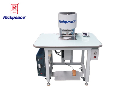 九游体育手动折叠口罩封边机