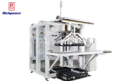 九游体育汽车天窗卷阳帘码垛站