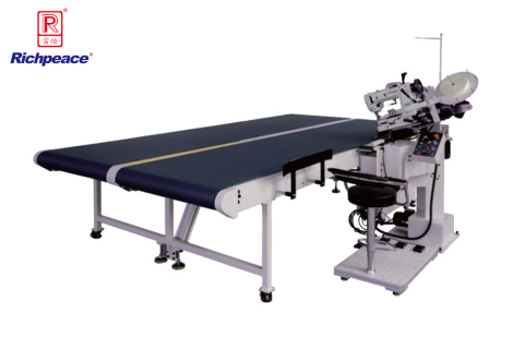 九游体育自动翻转床垫围边机（35）