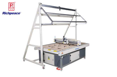 九游体育全自动超声波点烫机