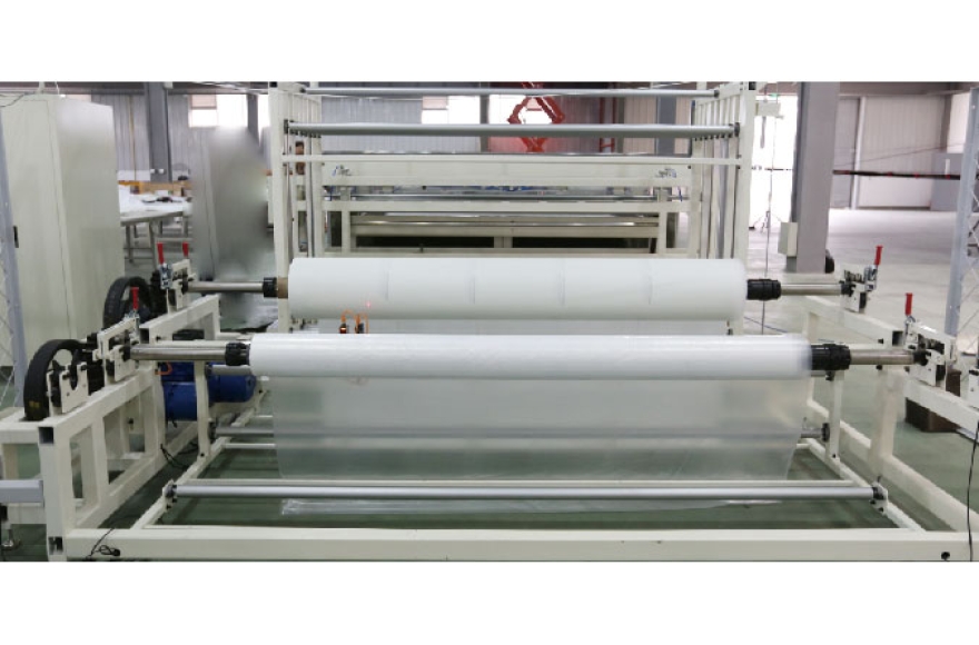 九游体育安全气囊专用拉布机