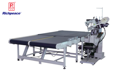 九游体育自动翻转床垫围边机（45）