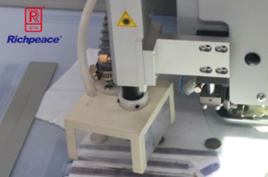 九游体育全自动缝切(激光)一体机