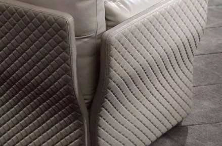 九游体育全自动针杆离合双色缝纫机