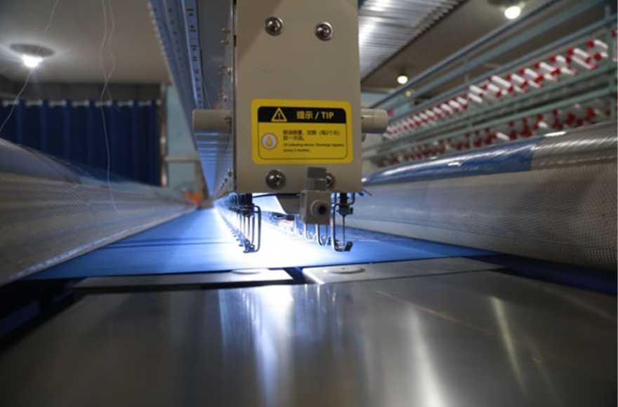 九游体育单色双排电脑绗绣机