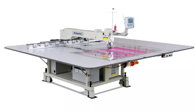 九游体育众多新产品，高调亮相青岛缝机展