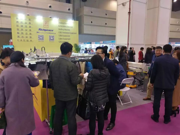 展会直击：郑州缝制设备展，九游体育展位不容错过