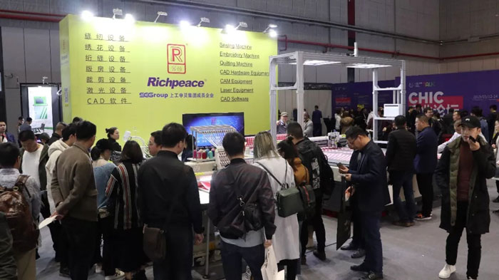 服博会盛况 服博会盛况.jpg