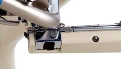 九游体育曲臂式两面装饰四针六线拼缝机