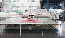 九游体育全自动360°臂桥式皮革缝纫机