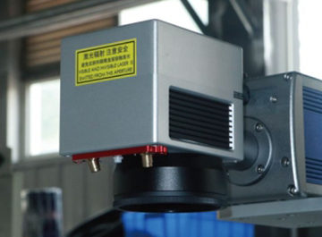 九游体育全自动地垫/脚垫包边机