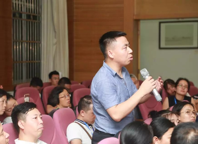 九游体育全国十佳服装制版师大赛预备会现场