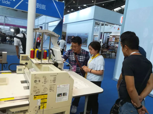 九游体育缝纫机展机性能介绍