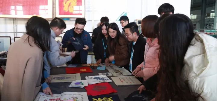 中原工学院同学来到九游体育集团实习培训